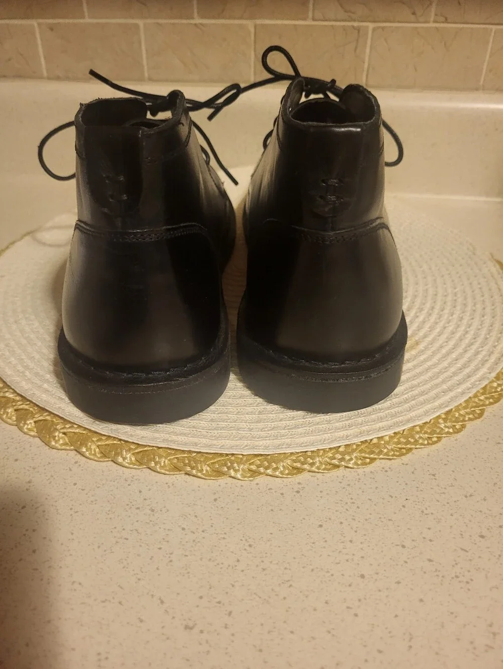 Men's Crown Vintage Black Leather Lace-Up Chukka Boots Sz.10